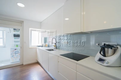 Apartamento T2 para Venda em Venteira