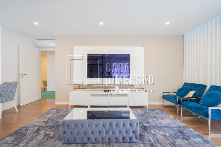 Apartamento T2 para Venda em Venteira Foto 16