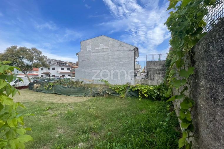 Terreno para Venda em Custóias, Leça do Balio e Guifões Foto 6