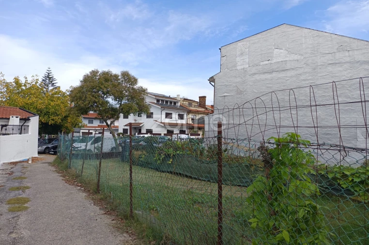 Terreno para Venda em Custóias, Leça do Balio e Guifões