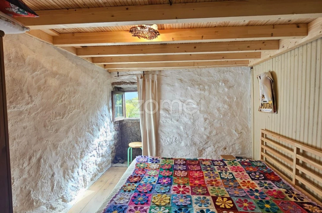 Moradia T2 para Venda em Castro Laboreiro e Lamas de Mouro Foto 16