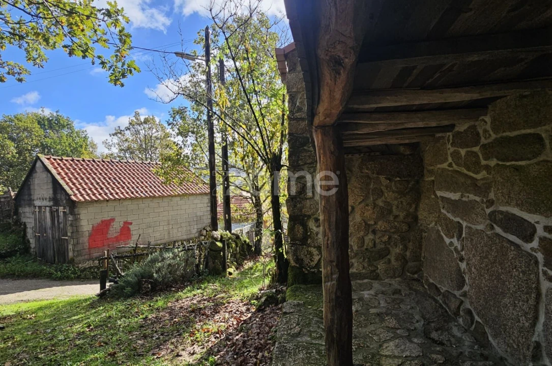 Moradia T2 para Venda em Castro Laboreiro e Lamas de Mouro Foto 26