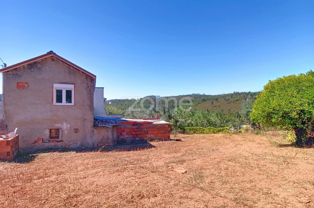 Moradia T5 para Venda em Miranda do Corvo Foto 6