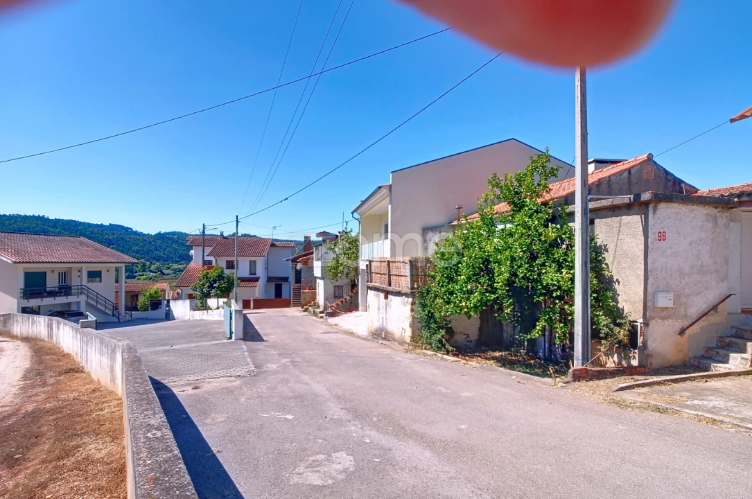 Moradia T5 para Venda em Miranda do Corvo Foto 10