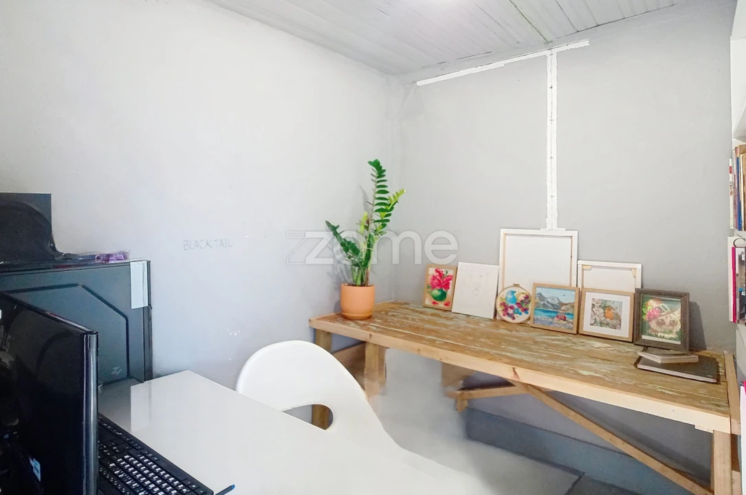 Moradia T5 para Venda em Miranda do Corvo Foto 13