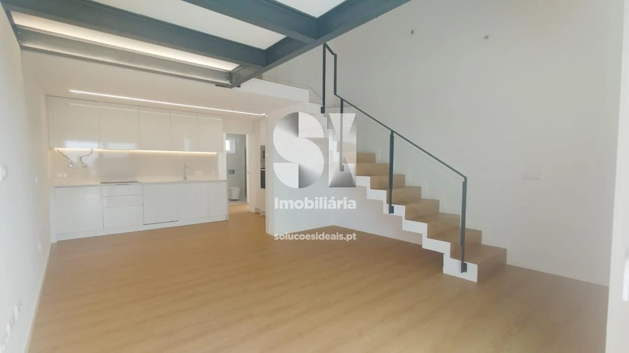 Moradia T3 para Venda em Aver-O-Mar, Amorim e Terroso Foto 1