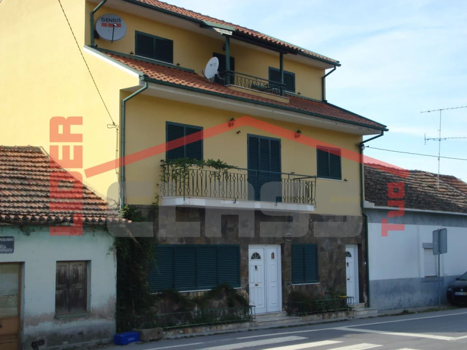 Moradia T6 para Venda em Frechas Foto 11