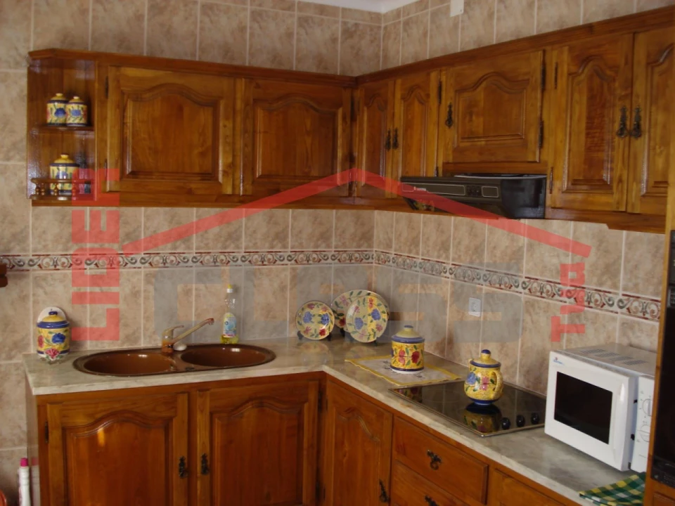 Moradia T6 para Venda em Frechas Foto 2