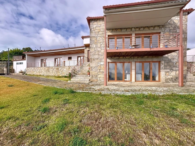 Moradia T3 para Venda em Candemil e Gondar Foto 5