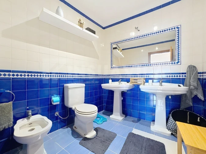 Moradia T3 para Venda em Candemil e Gondar Foto 17