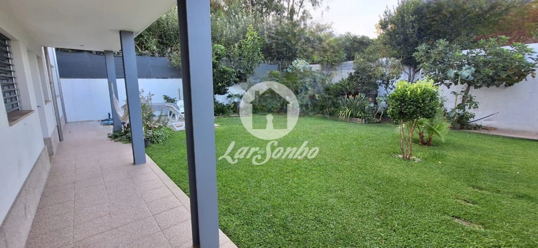 Moradia T3 para Venda em Barcelinhos Foto 27