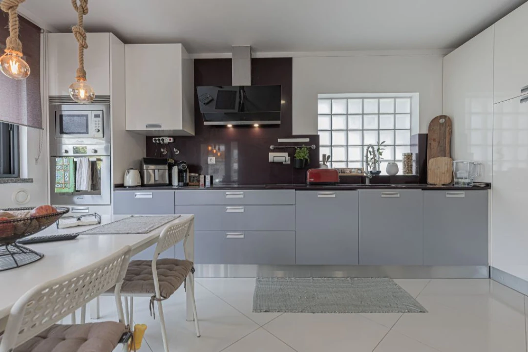 Moradia T4 para Venda em Santo Antonio da Charneca Foto 6