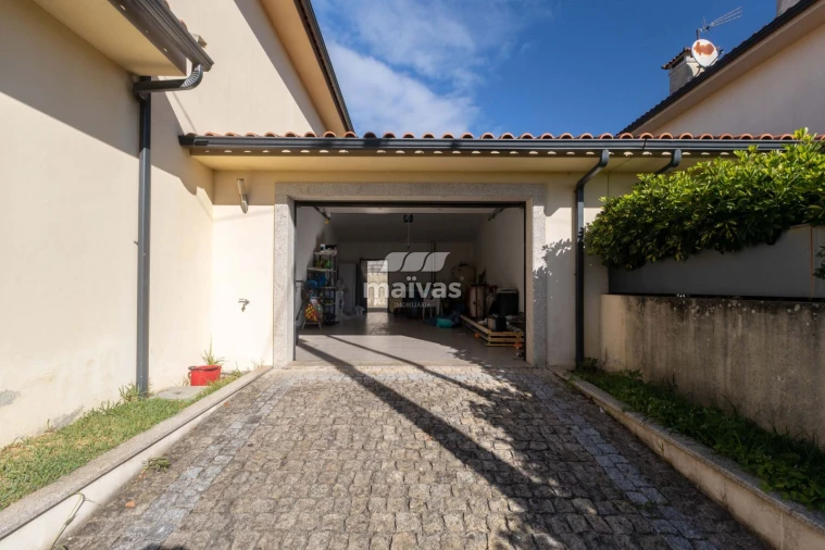 Moradia T3 para Venda em Vila Verde e Barbudo Foto 26