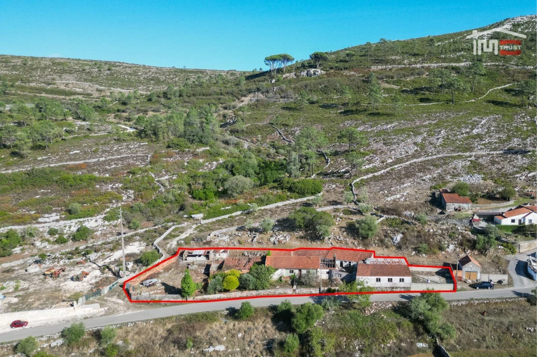 Moradia T3 para Venda em Serro Ventoso Foto 2