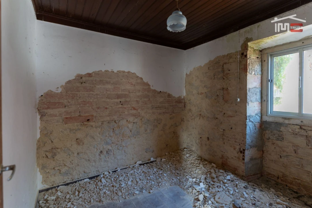 Moradia T3 para Venda em Serro Ventoso Foto 12