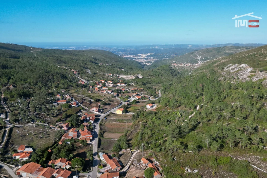 Moradia T3 para Venda em Serro Ventoso Foto 36