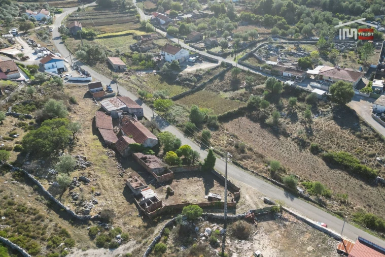 Moradia T3 para Venda em Serro Ventoso Foto 31