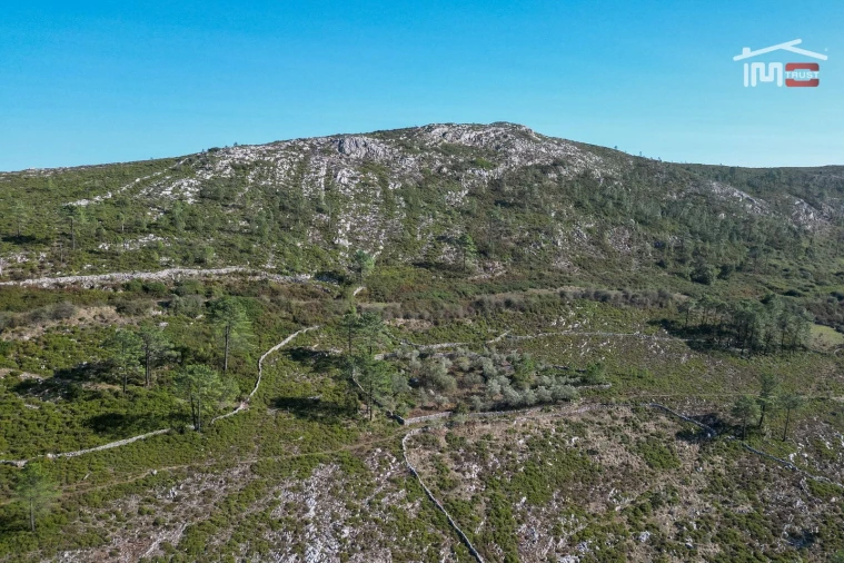 Moradia T3 para Venda em Serro Ventoso Foto 37