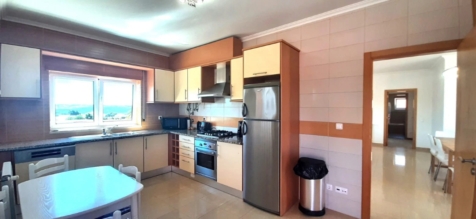 Moradia T3 para Venda em Salir de Matos Foto 8