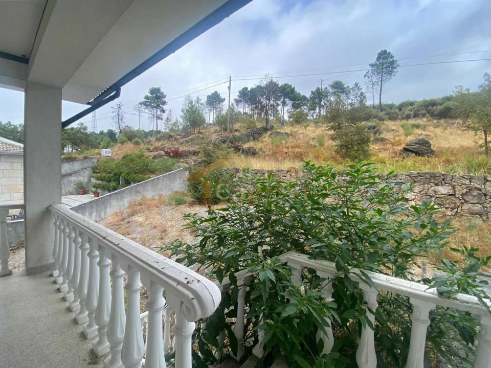 Moradia T3 para Venda em Mouçós e Lamares Foto 23