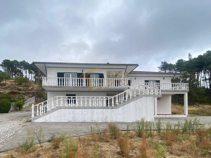 Moradia T3 para Venda em Mouçós e Lamares Foto 1