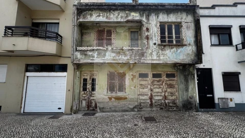 Moradia T4 para Venda em Ovar, São João, Arada e São Vicente de Pereira Jusã