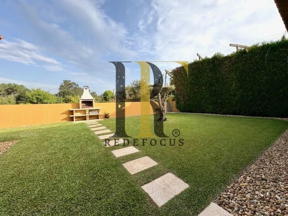 Moradia T3 para Venda em Escapães Foto 30