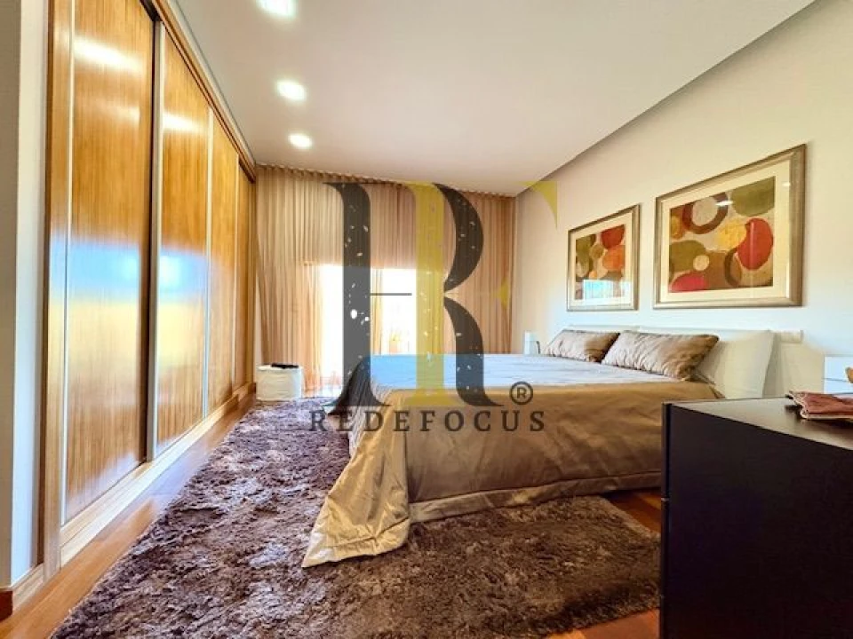 Moradia T3 para Venda em Escapães Foto 13