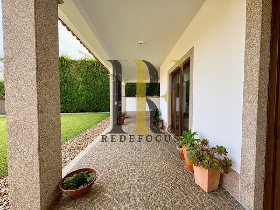 Moradia T3 para Venda em Escapães Foto 31