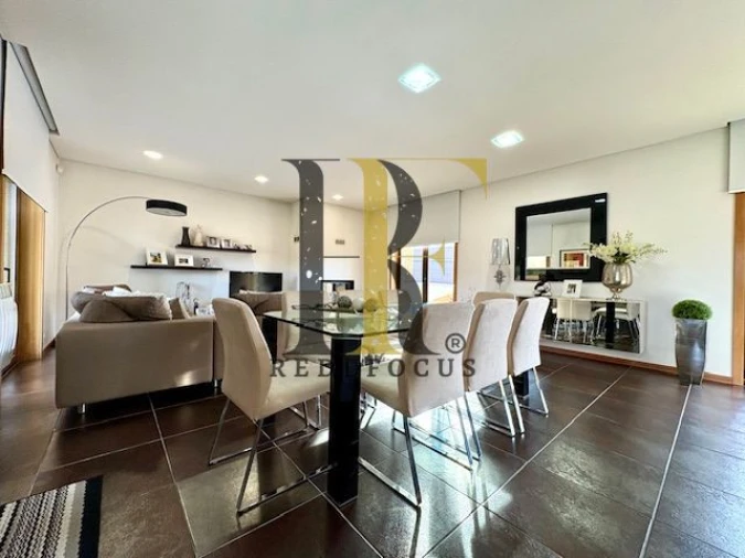 Moradia T3 para Venda em Escapães Foto 5