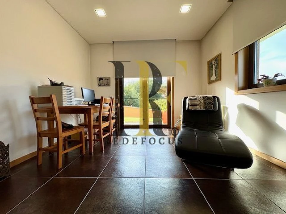 Moradia T3 para Venda em Escapães Foto 25