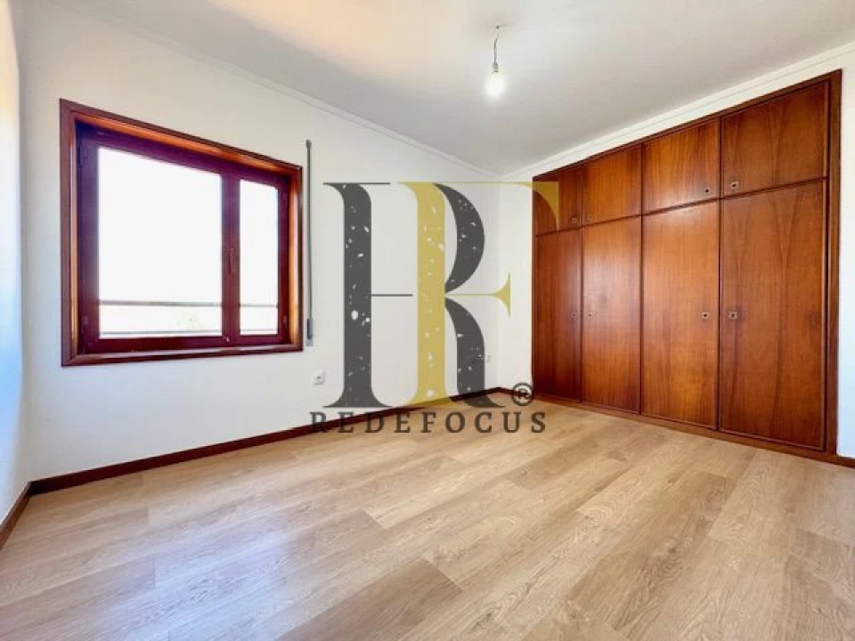 Apartamento T3 para Venda em Esmoriz Foto 16