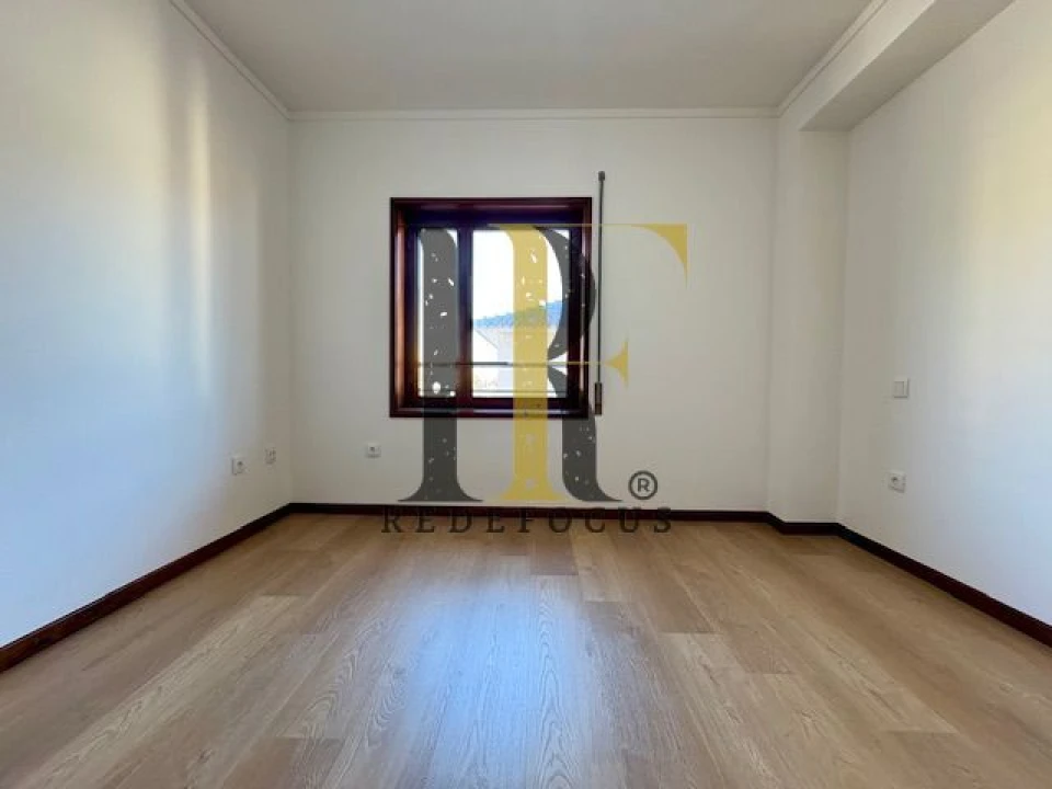 Apartamento T3 para Venda em Esmoriz Foto 18