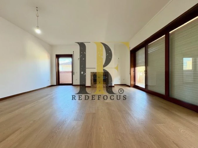 Apartamento T3 para Venda em Esmoriz Foto 4