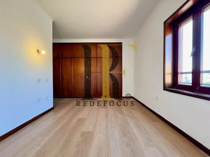 Apartamento T3 para Venda em Esmoriz Foto 12