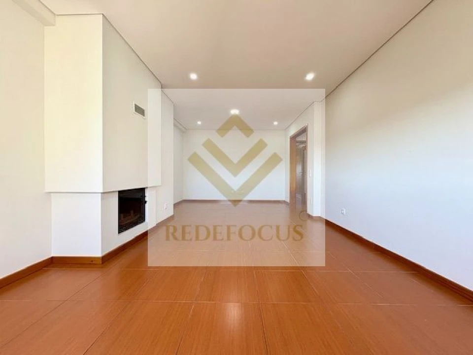 Apartamento T2 para Venda em Rio Meão Foto 5