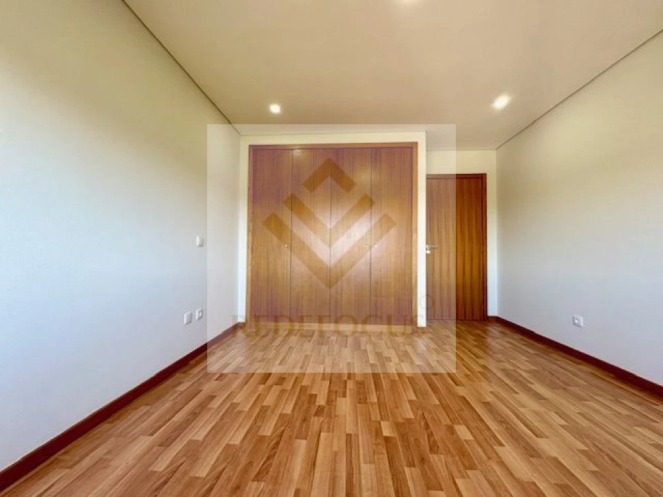 Apartamento T2 para Venda em Rio Meão Foto 22