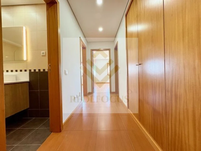 Apartamento T2 para Venda em Rio Meão Foto 13