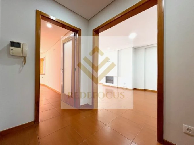 Apartamento T2 para Venda em Rio Meão Foto 2