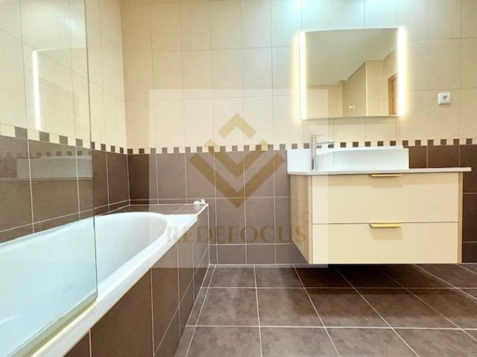 Apartamento T2 para Venda em Rio Meão Foto 16