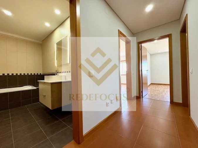 Apartamento T2 para Venda em Rio Meão Foto 14