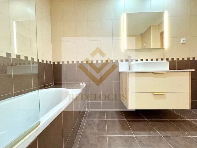 Apartamento T2 para Venda em Rio Meão Foto 16