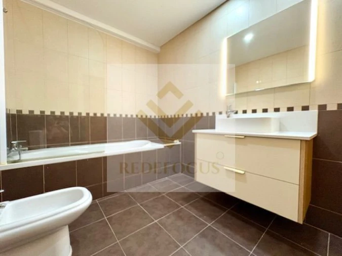 Apartamento T2 para Venda em Rio Meão Foto 15