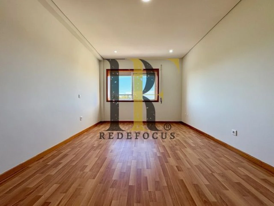 Apartamento T2 para Venda em Rio Meão Foto 18