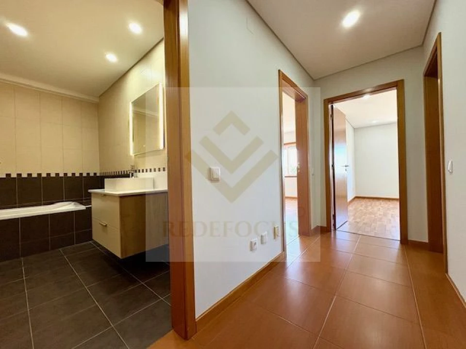 Apartamento T2 para Venda em Rio Meão Foto 14