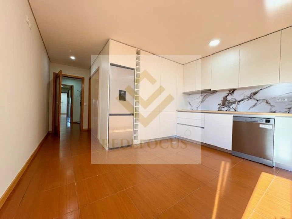 Apartamento T2 para Venda em Rio Meão Foto 9