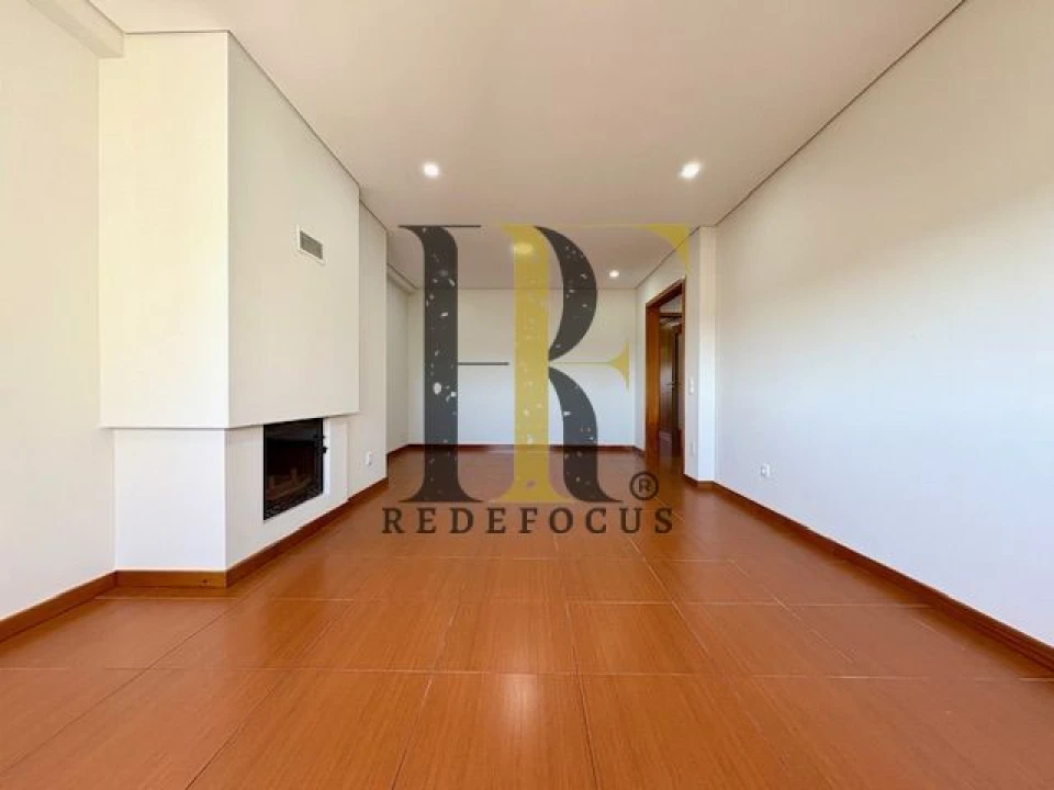 Apartamento T2 para Venda em Rio Meão Foto 5