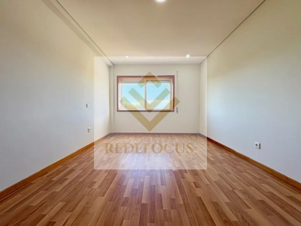 Apartamento T2 para Venda em Rio Meão Foto 18