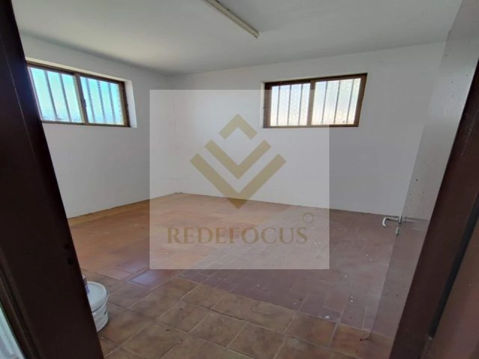 Loja para Venda em O. Azeméis, Riba-Ul, Ul, Macinhata Seixa, Madail Foto 6