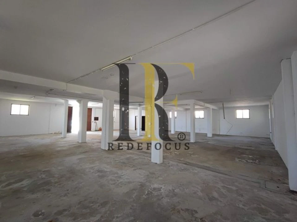 Loja para Venda em O. Azeméis, Riba-Ul, Ul, Macinhata Seixa, Madail Foto 2